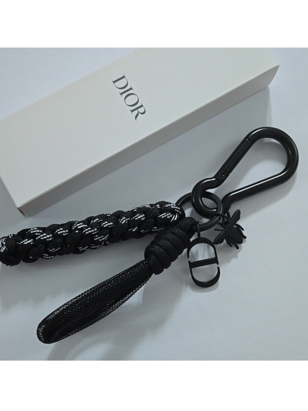 Dior Men’s Key Ring Black Key Chain Bee CD Logo Charms New Authentic